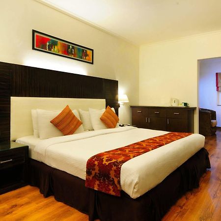 Crossroads Hotel Gurgaon Luaran gambar