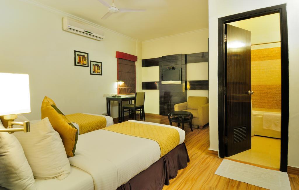Crossroads Hotel Gurgaon Luaran gambar