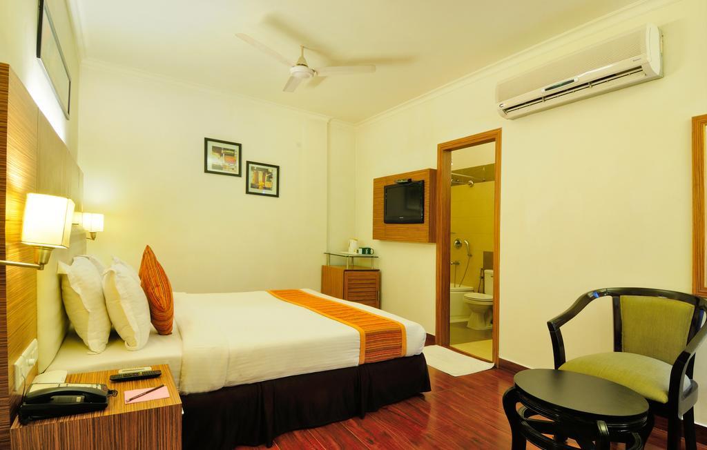 Crossroads Hotel Gurgaon Luaran gambar