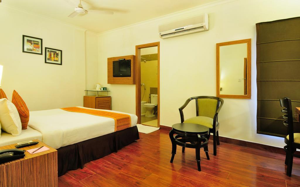 Crossroads Hotel Gurgaon Luaran gambar