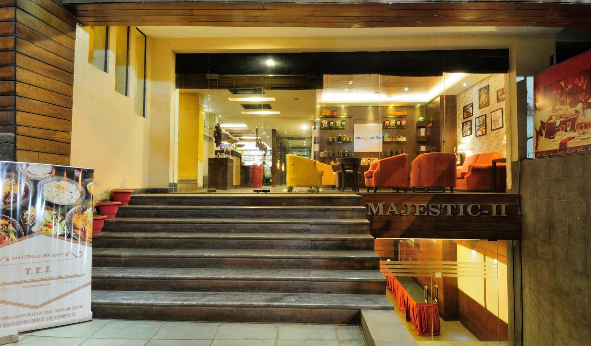 Crossroads Hotel Gurgaon Luaran gambar