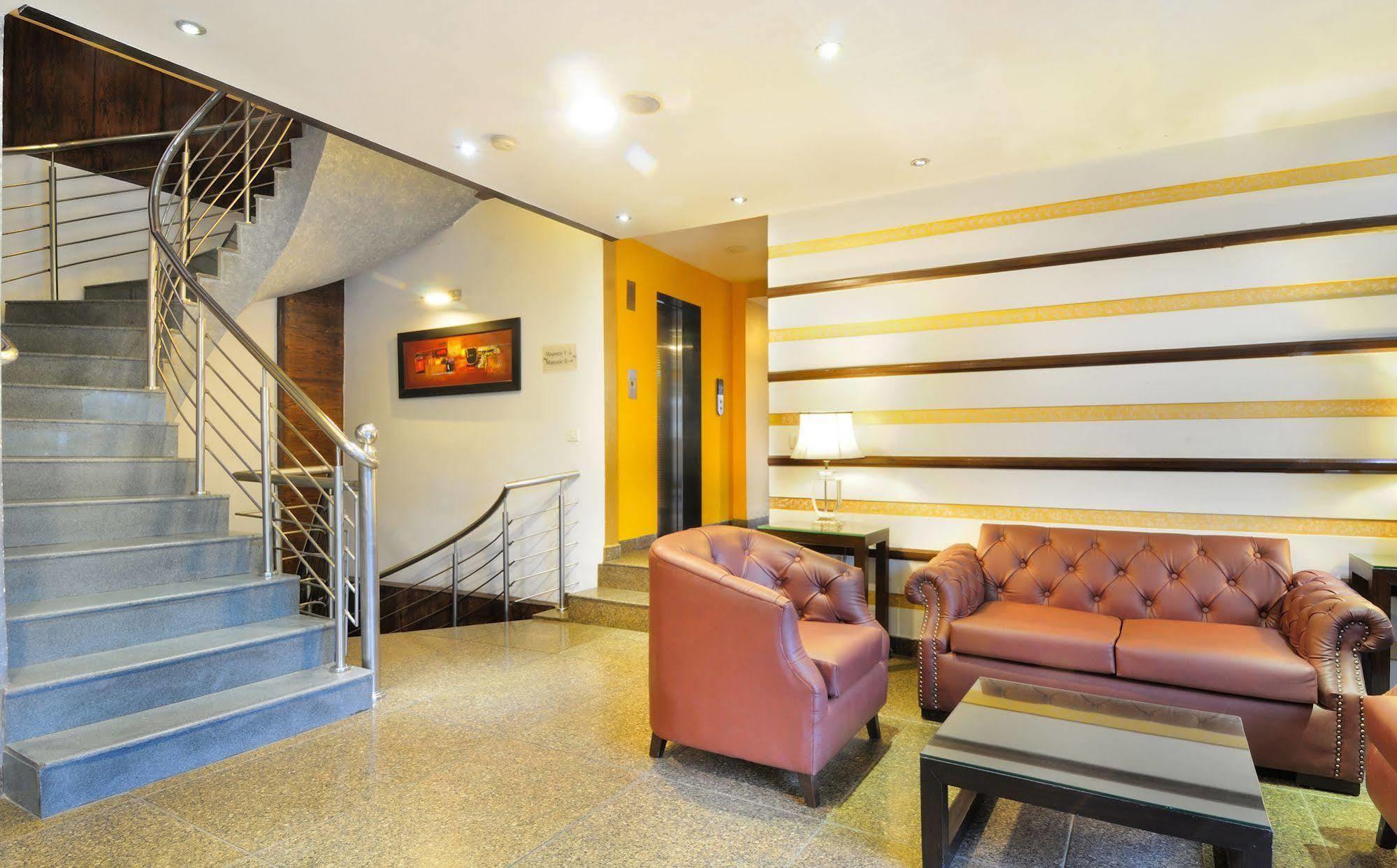 Crossroads Hotel Gurgaon Luaran gambar